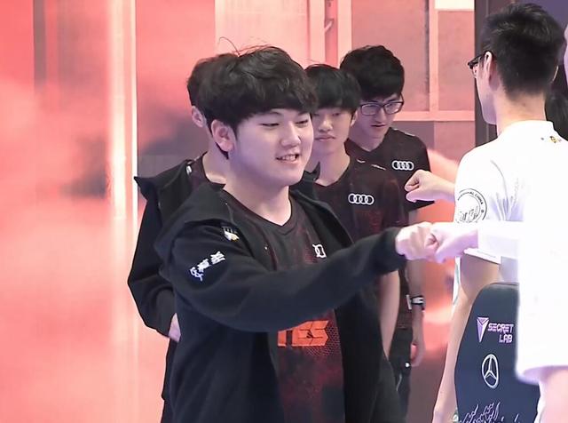 传闻： Jambo 的转会费用 Fnatic $600,000